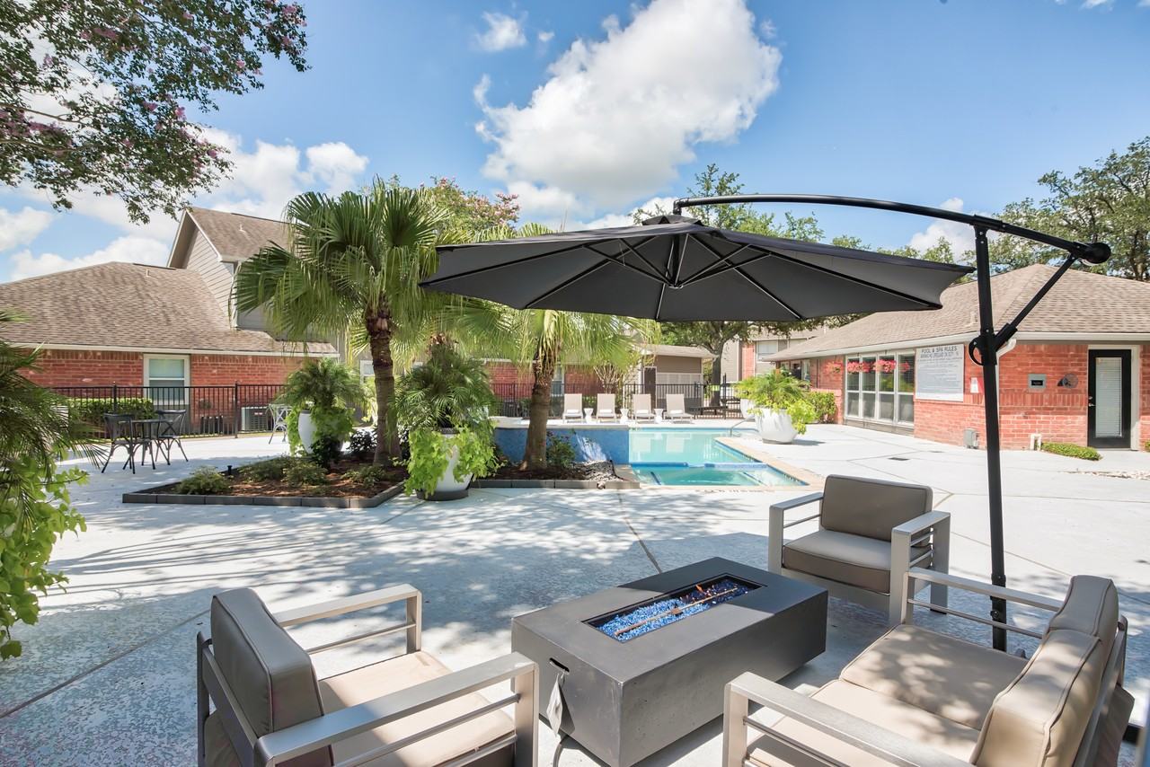 The Farrington Apartments - Photo 4 of 25