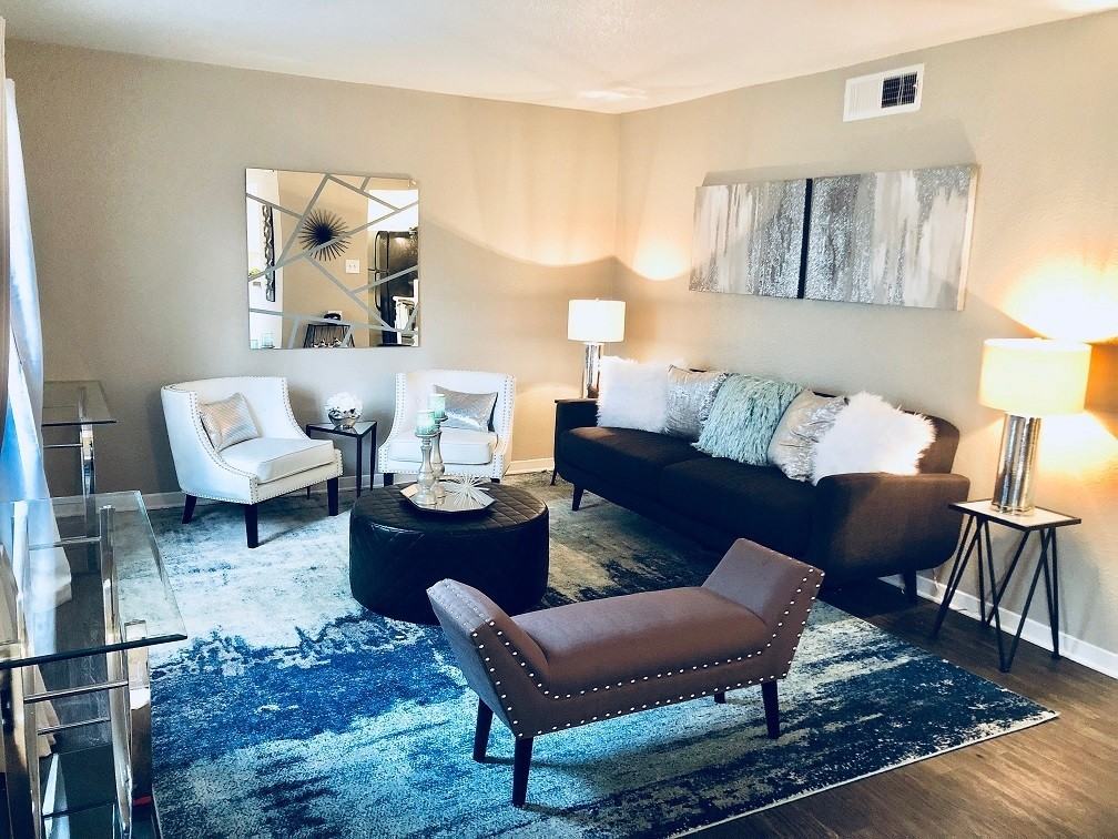 The Veranda Apartments - Photo 4 of 17