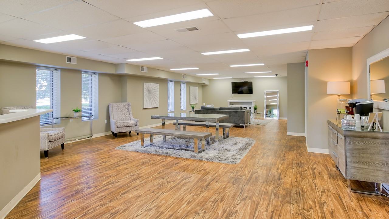 Towers at Forest Acres - Photo 6 of 14