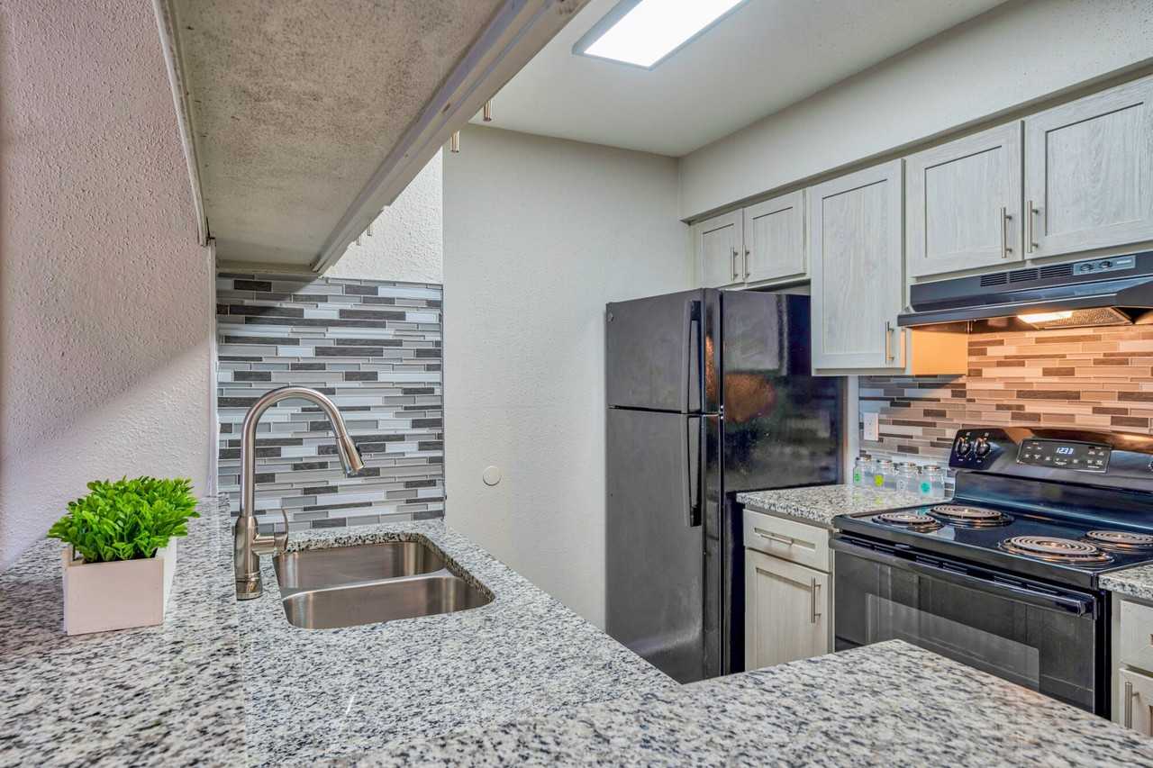 Cedars at Ellington - Photo 2 of 41