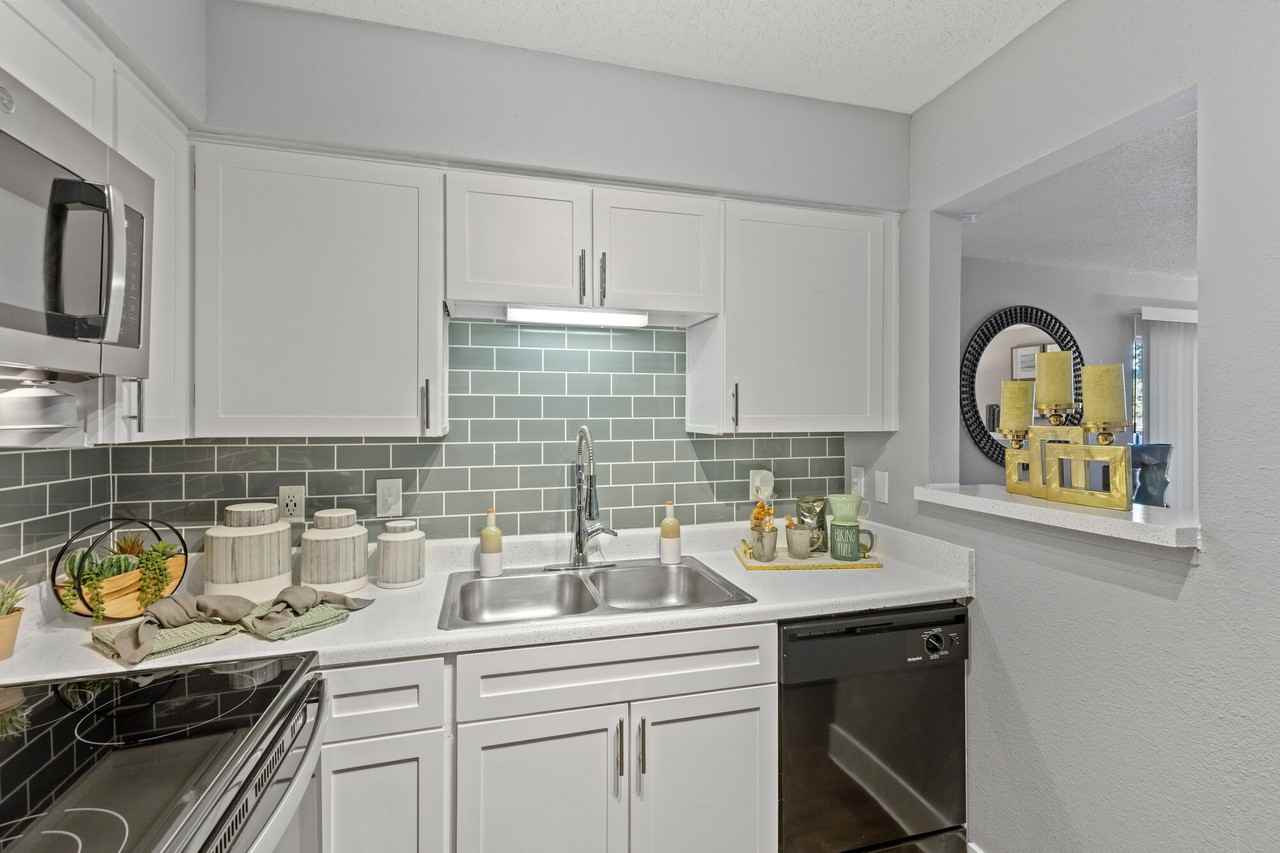 The Hampton on Jupiter - Photo 5 of 104