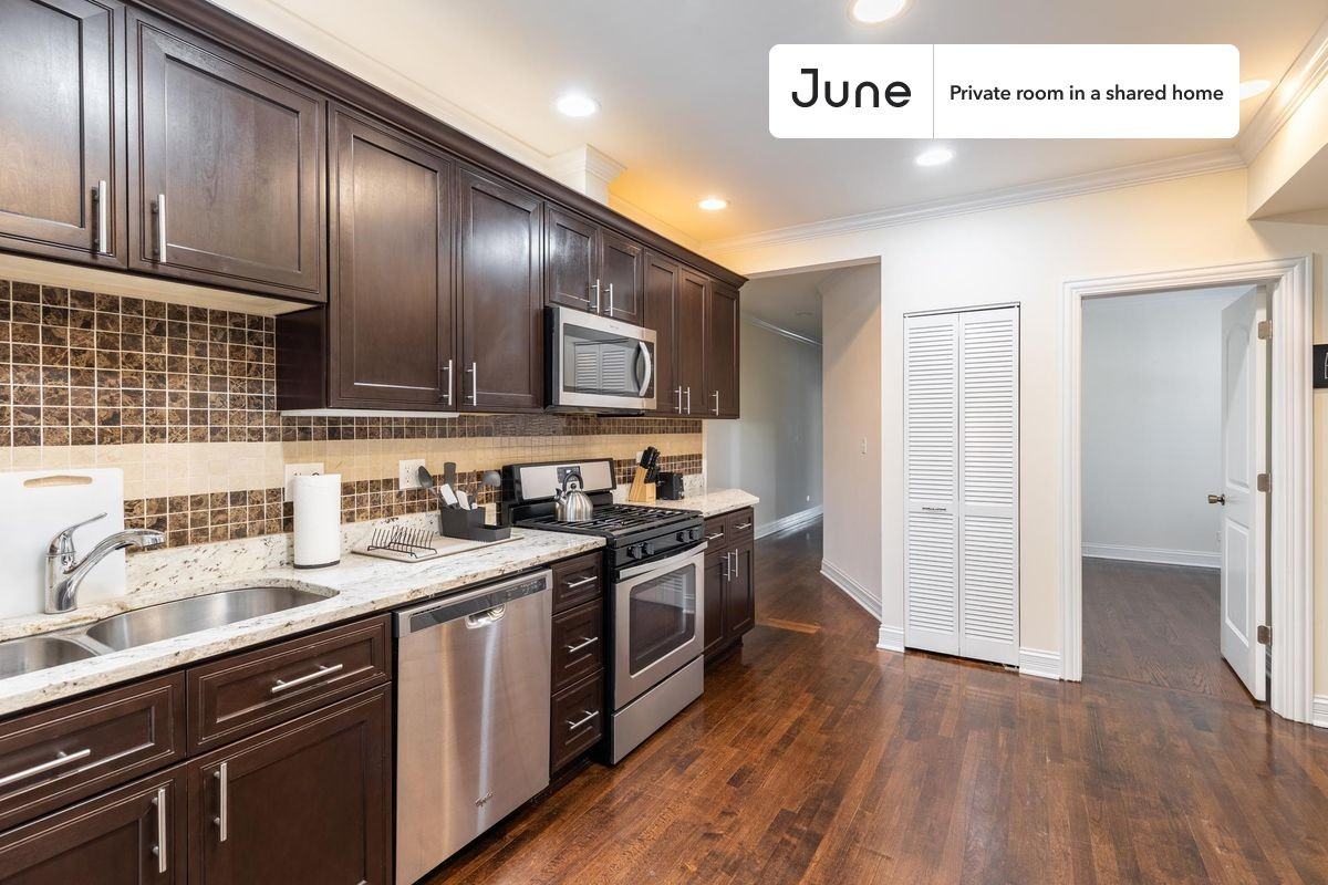 3743 N Albany Ave #D - Photo 7 of 24