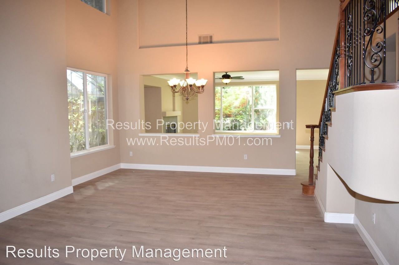 1488 Rose Glen Dr - Photo 3 of 13