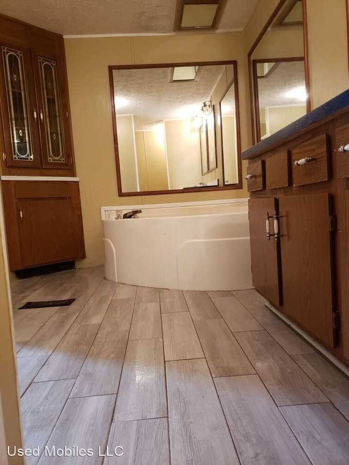 169 Clermont Lakes Dr - Photo 2 of 8