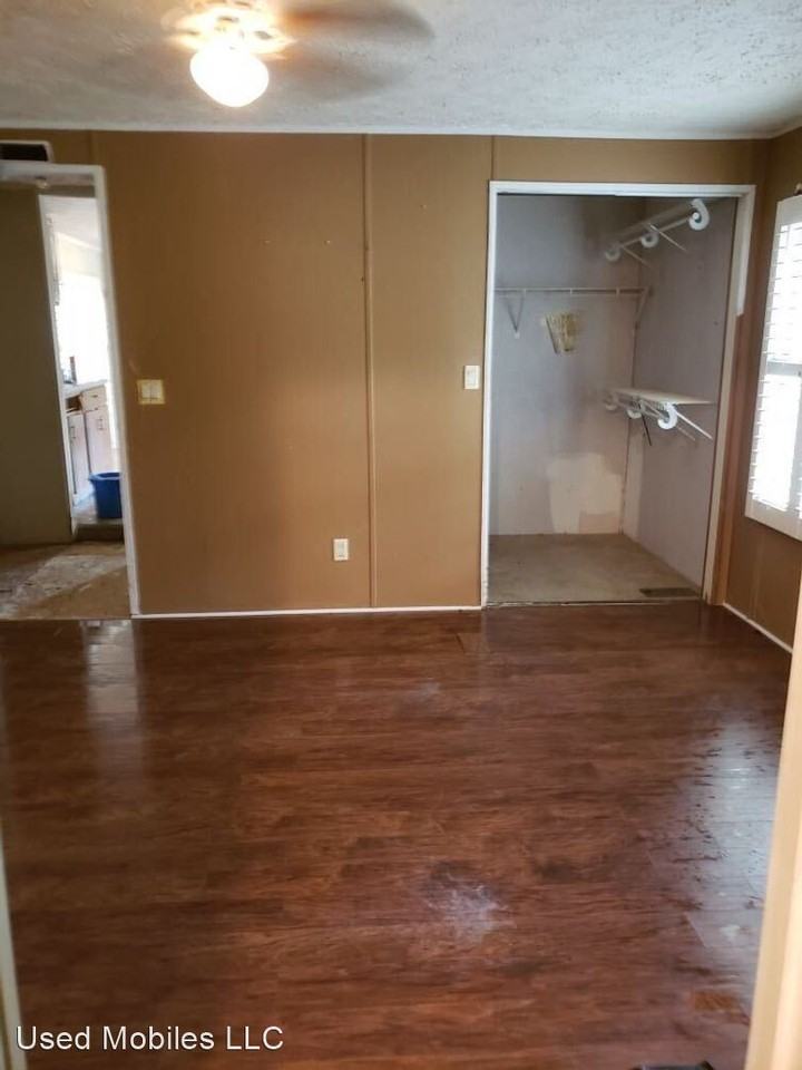 169 Clermont Lakes Dr - Photo 3 of 8