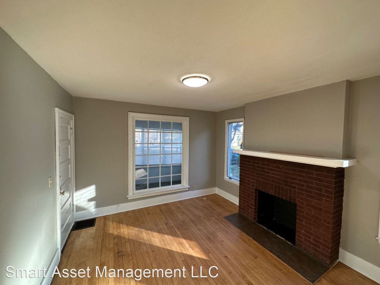 326 Buchner Ct - Photo 2 of 18