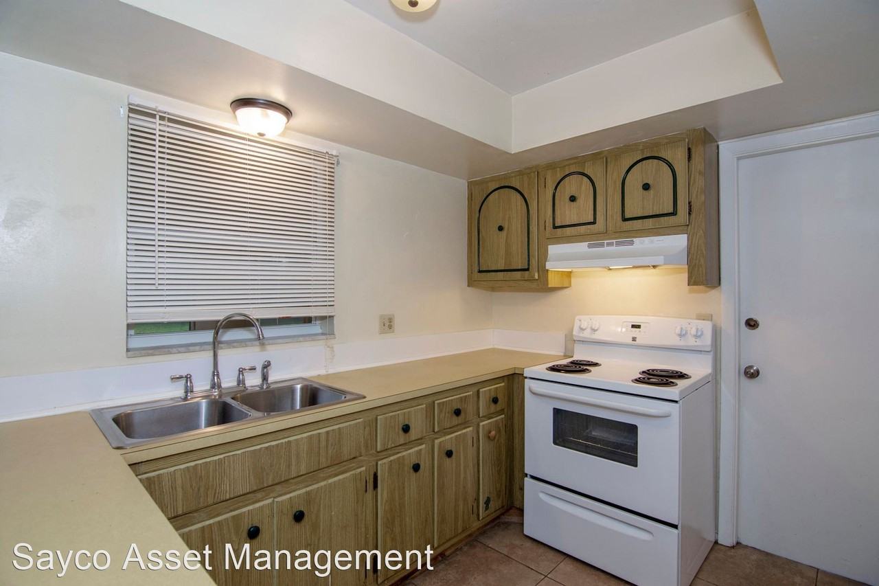 226 Sw Reynolds Ave - Photo 3 of 38