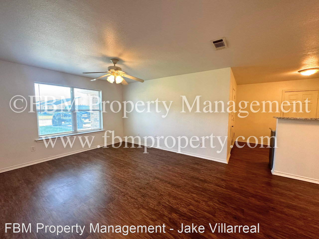 1488 & 1490 Vermont - Photo 3 of 19