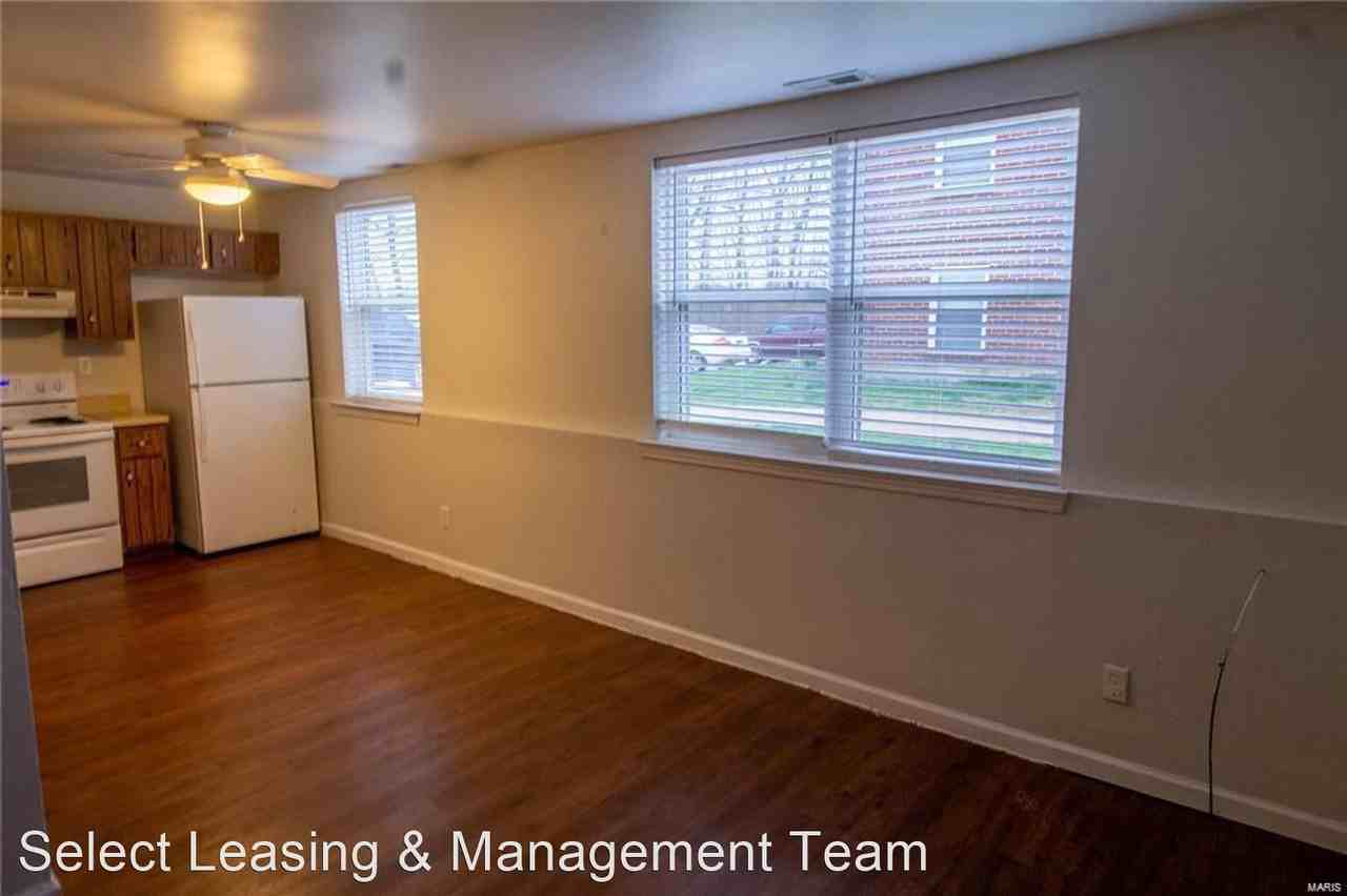 313 / 317 Mount Everest Dr - Photo 2 of 7