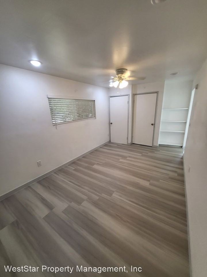 25111- 25115 Ebony Lane - Photo 2 of 15