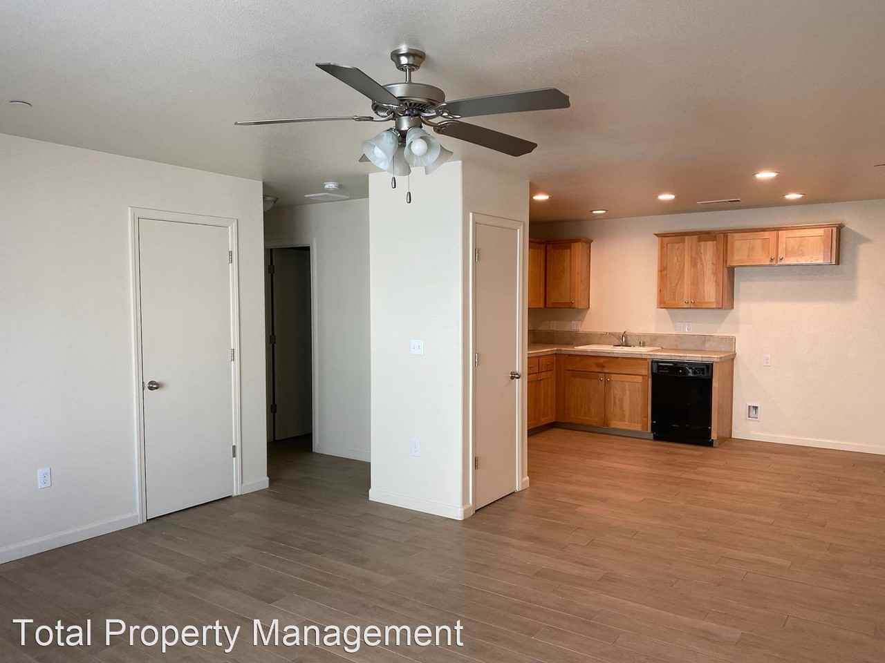 3052 Bright St. - Photo 2 of 19