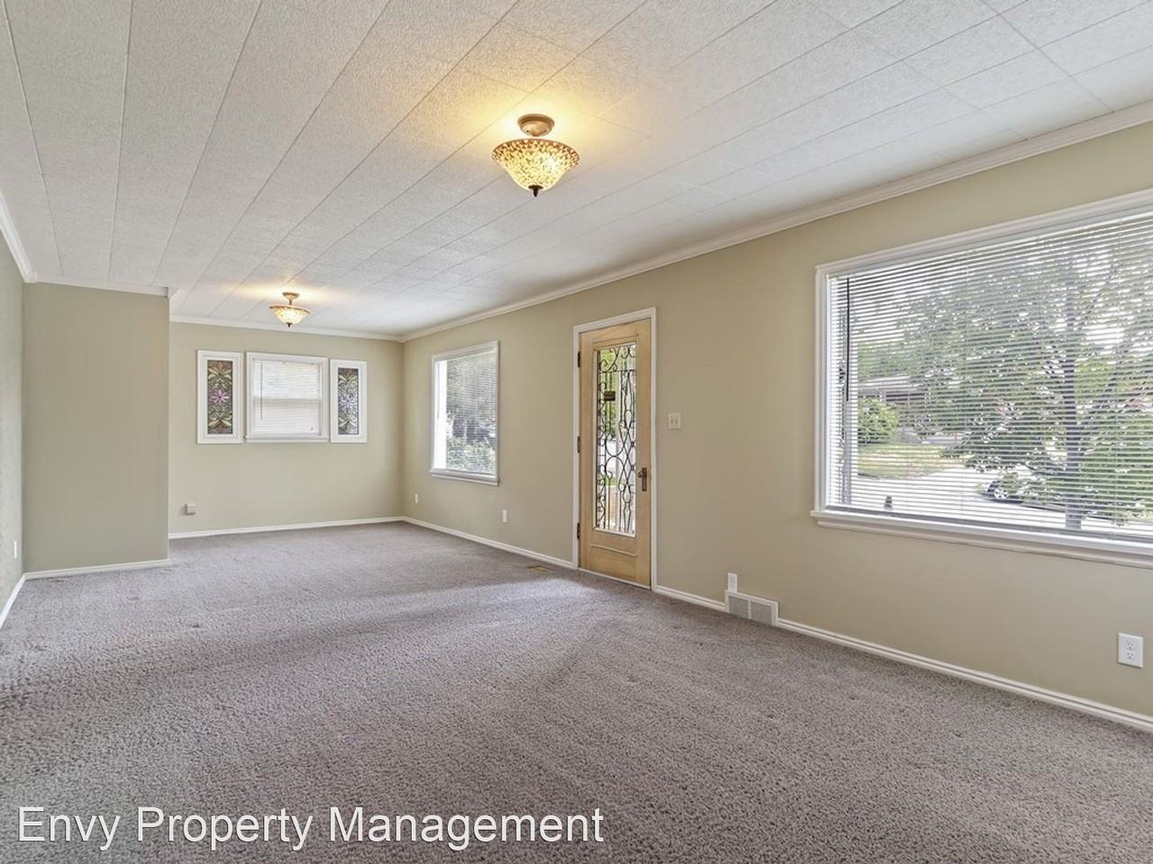 1548 Cahoon St - Photo 3 of 25