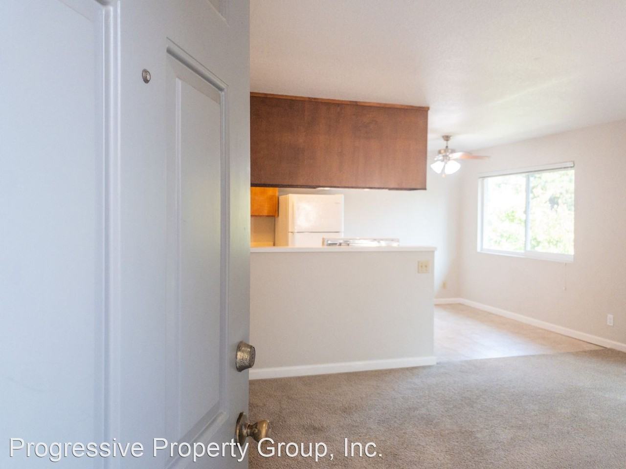 701 Mission Blvd - Photo 3 of 24