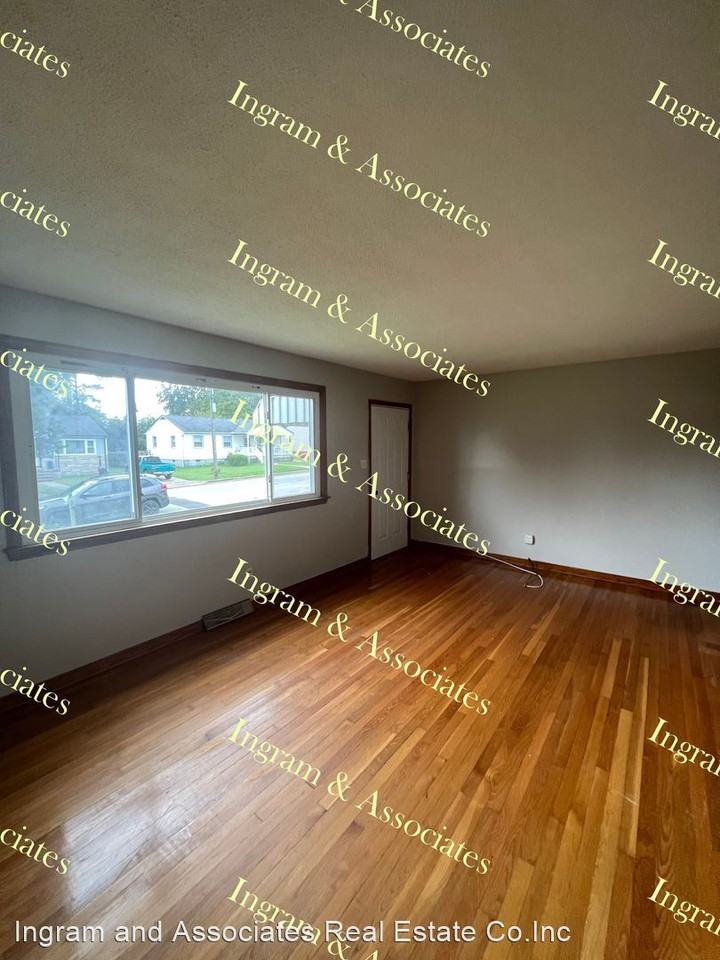 2903 Clingman St. - Photo 3 of 21