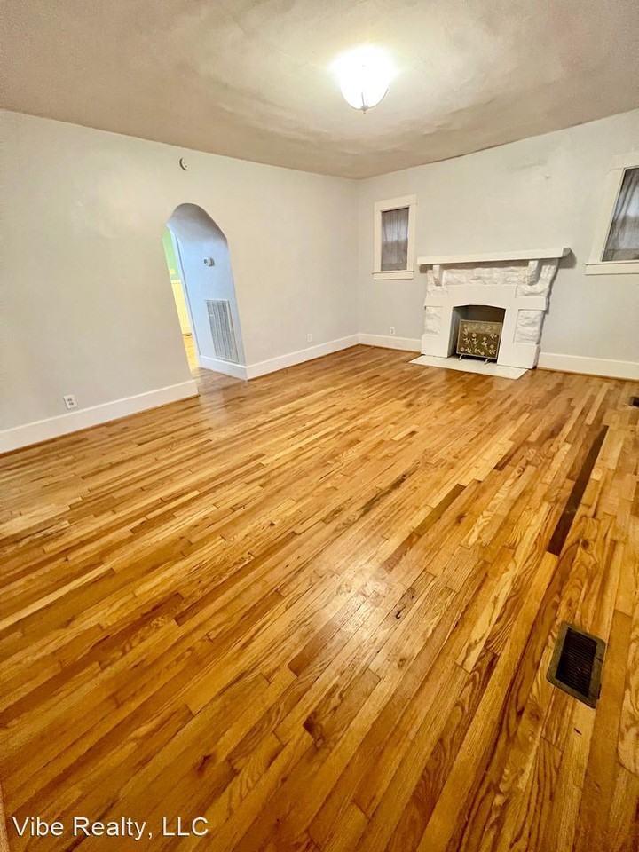 919 Mcclurkan Ave - Photo 2 of 15