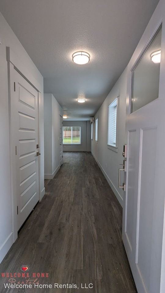 116 & 118 Oak St. - Photo 2 of 27