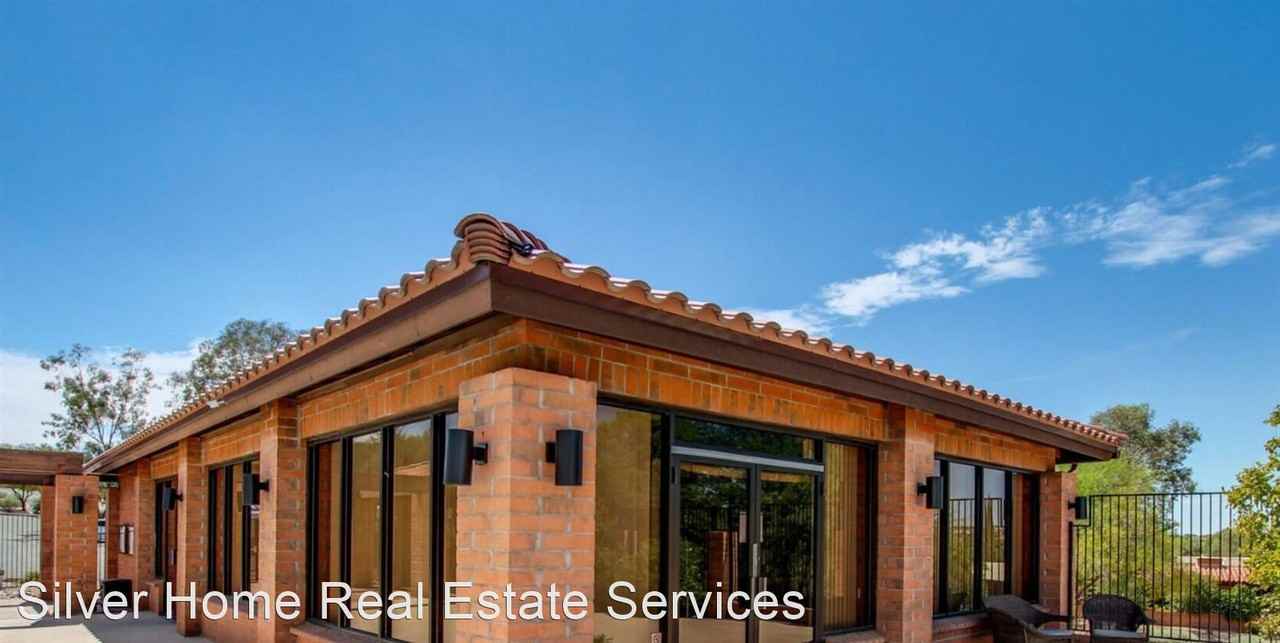 1814 W Calmridge Ln - Photo 3 of 25