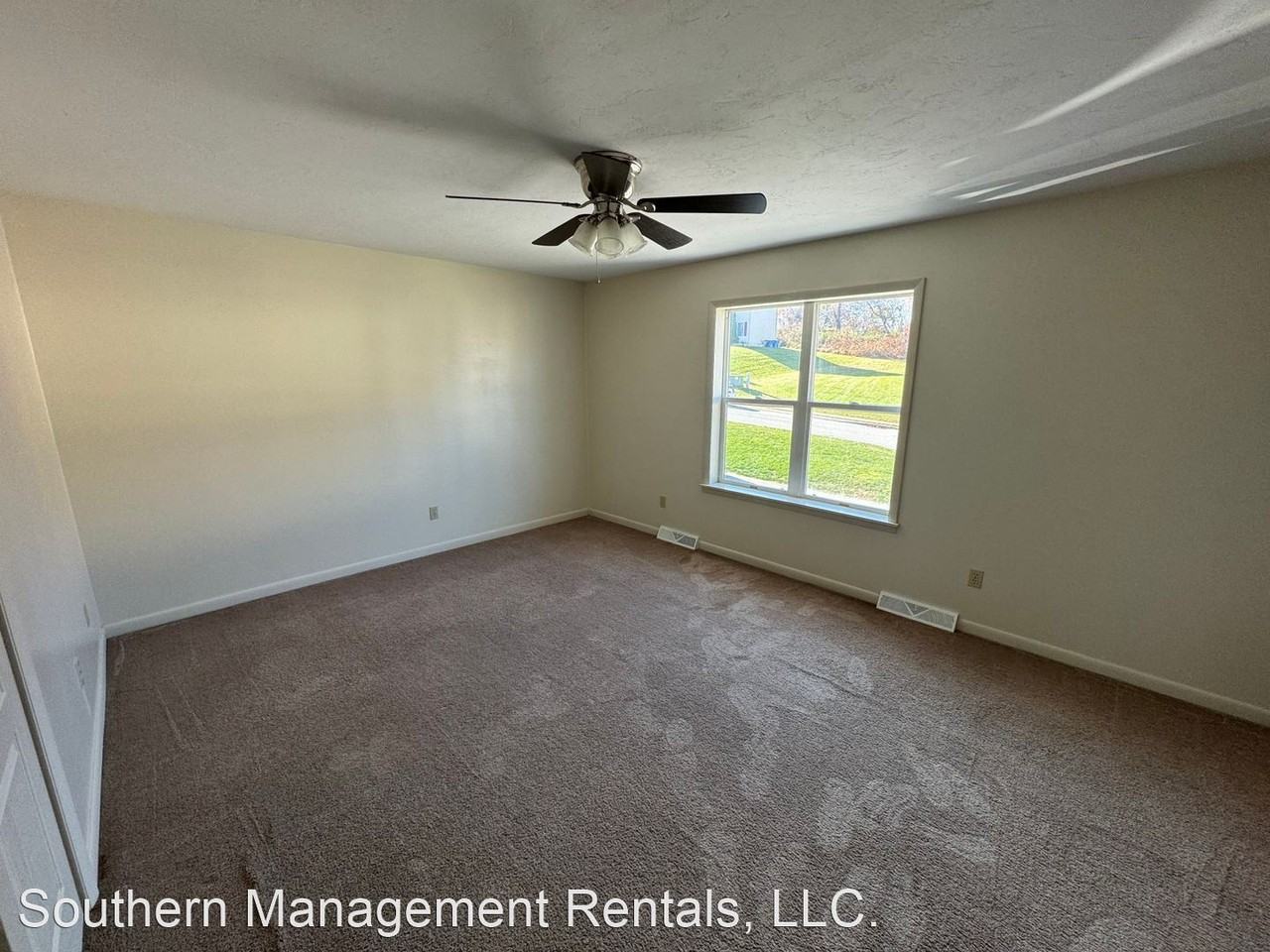 220 Craigdan Dr - Photo 2 of 8