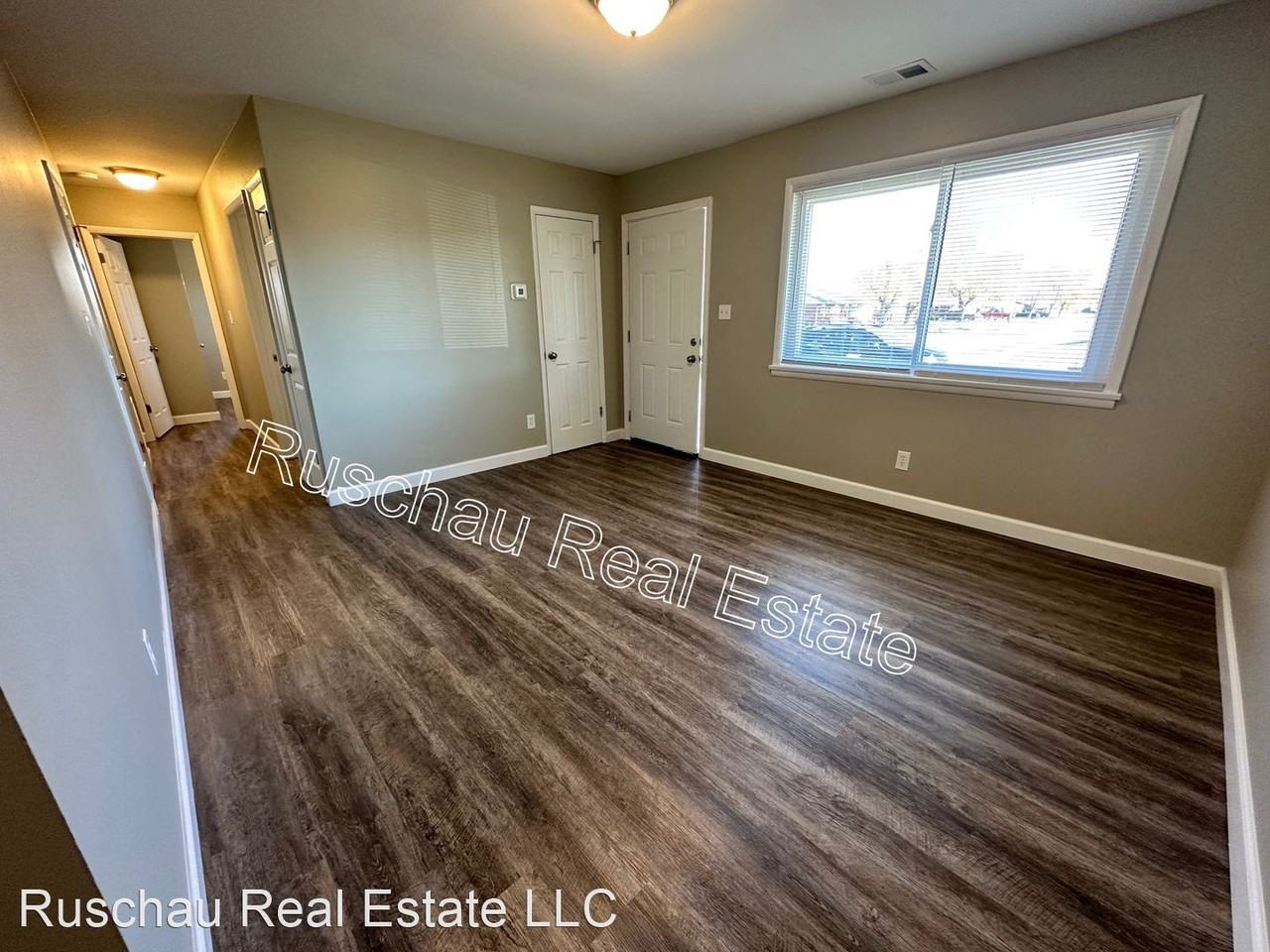 112 June Pl - Photo 3 of 16