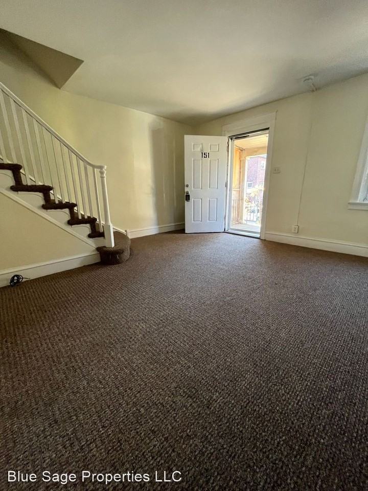 151 Laurel Rd - Photo 3 of 22