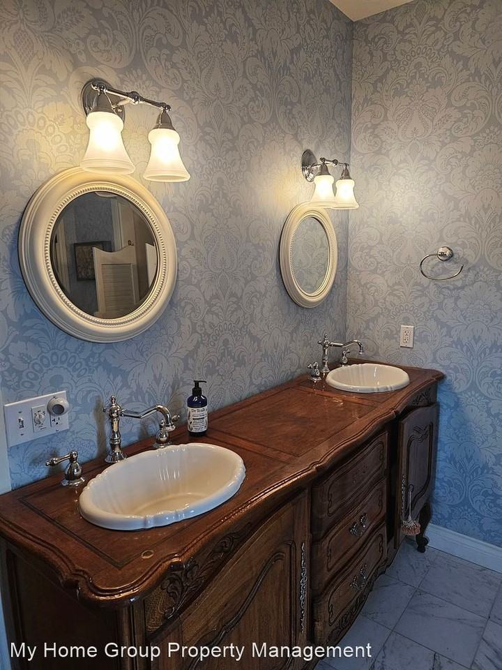 16541-A&B Deer Ridge Lane SE - Photo 3 of 17