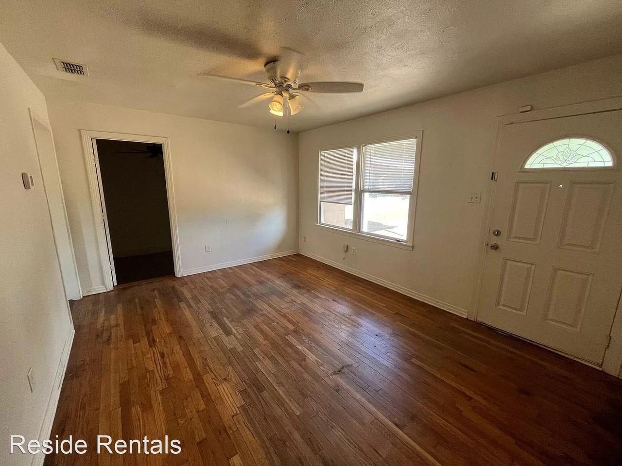 4601 32nd St - Photo 2 of 13