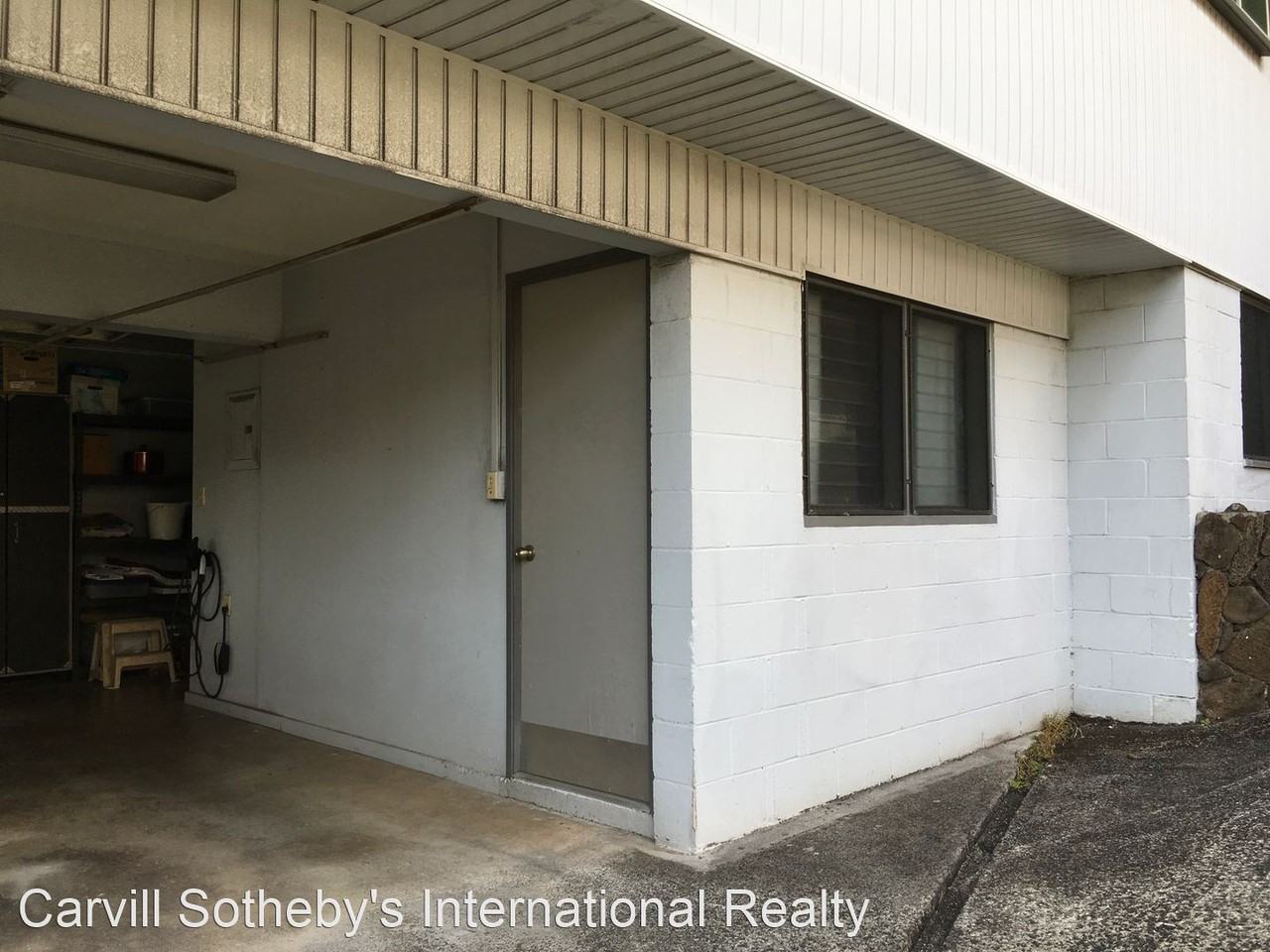 2766 Manoa Rd - Photo 2 of 10