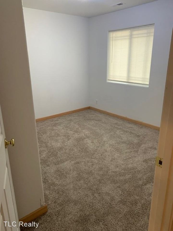 1898-1900 S. 6th Street - Photo 2 of 8