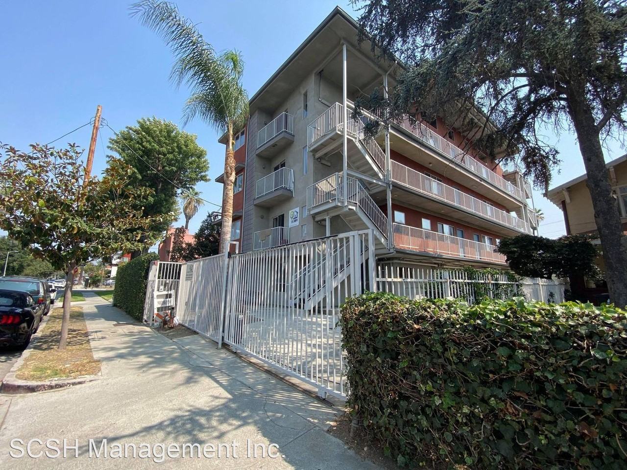 1186 West 36th - Photo 2 of 27