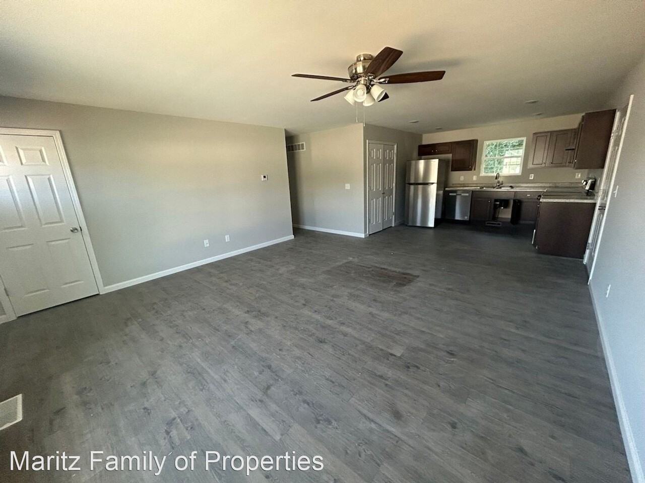 Single Family House - Photo 2 of 11