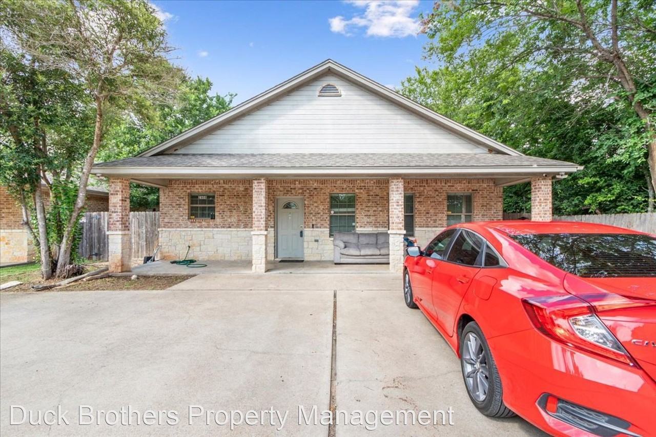 2808 S Third A St - Photo 2 of 2