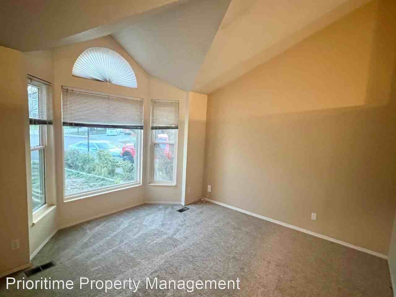 5447 S Cross Ct - Photo 2 of 14