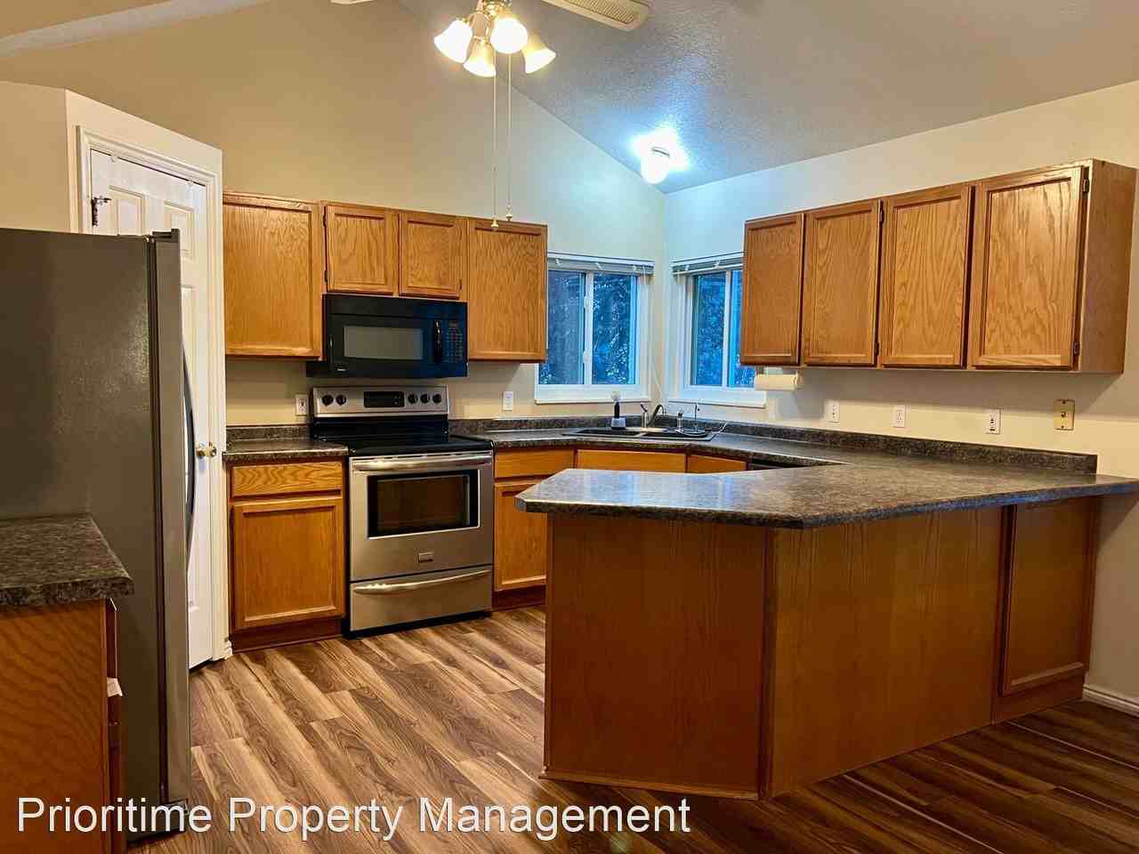 5447 S Cross Ct - Photo 3 of 14