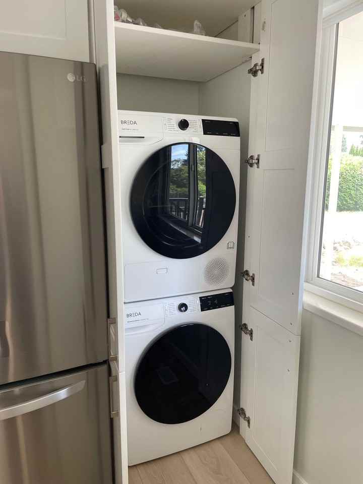 2135 Anita Drive - Photo 3 of 18