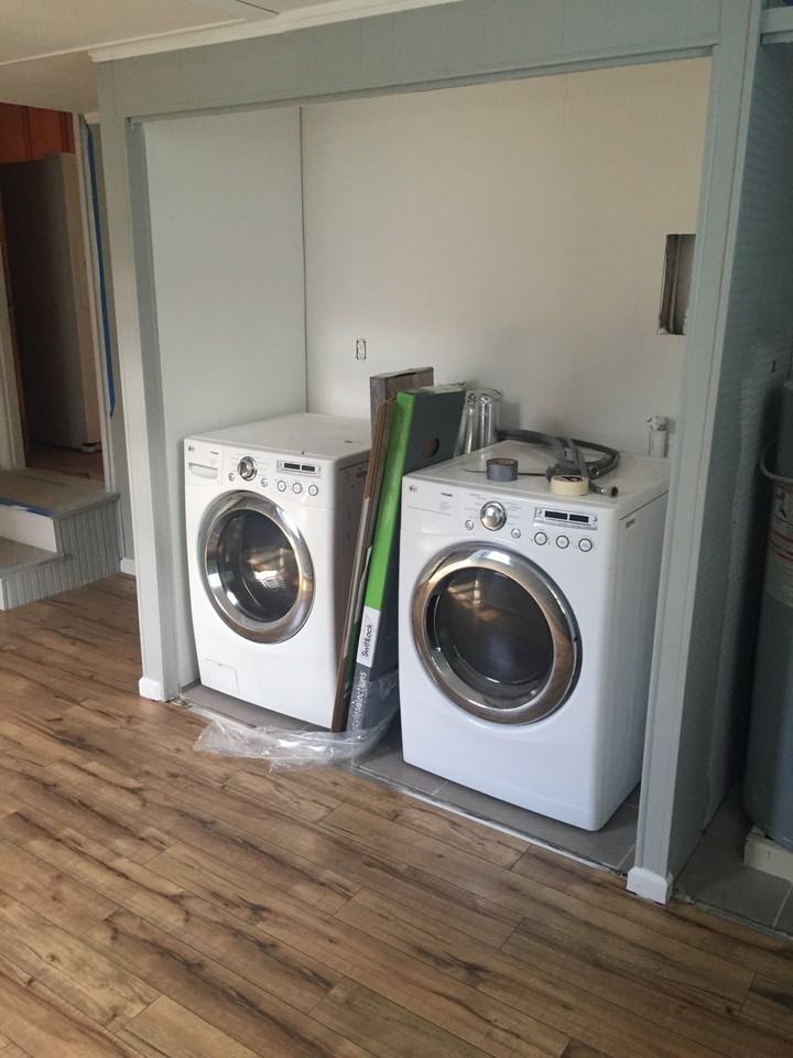 2505 Western Hills Drive - Photo 2 of 10