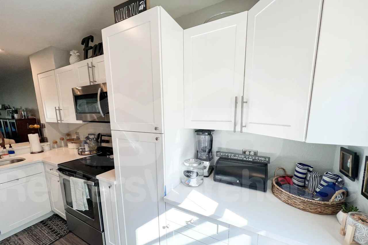 3289 S Estes St - Photo 3 of 22