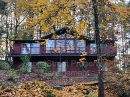 featured image of 2720 Nw Glenwood Dr