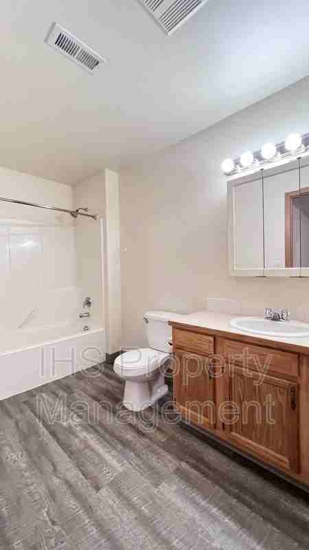 6305 Chapel Hill Blvd #H101 - Photo 6 of 17