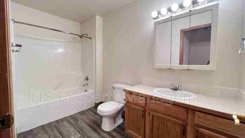 6305 Chapel Hill Blvd #H101 - Photo 7 of 17