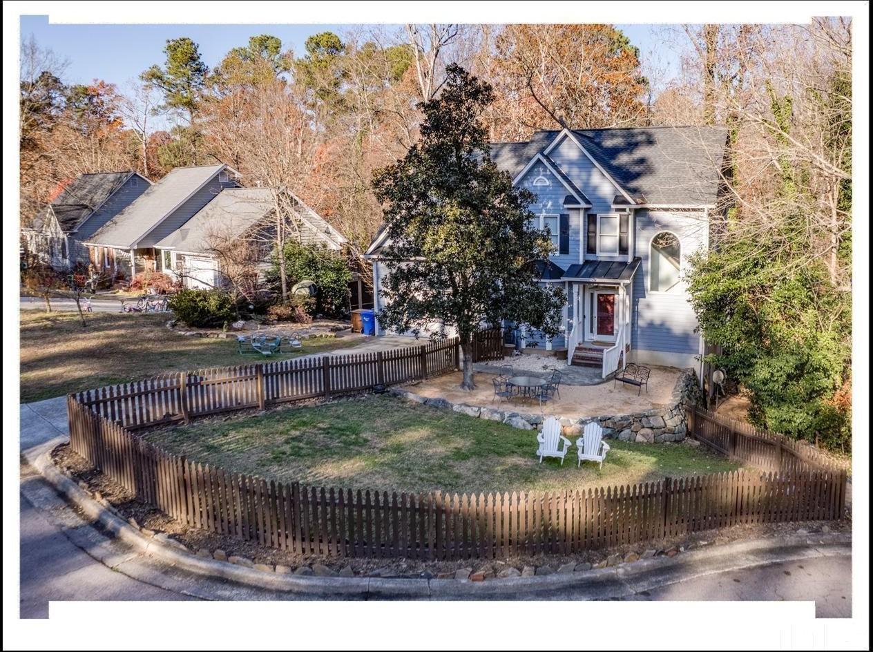 21 Prentiss Pl - Photo 3 of 43