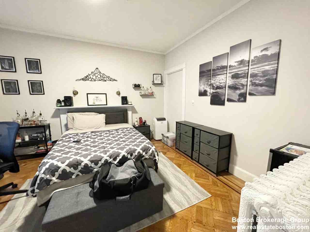 25 Parker Hill Ave #1 - Photo 4 of 12