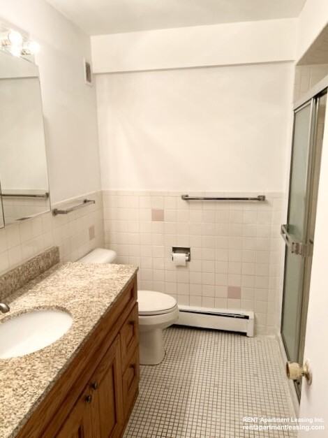 Skokie Blvd #304 - Photo 5 of 7