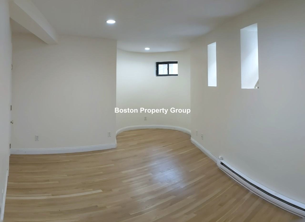 Symphony Rd #1 - Photo 3 of 6