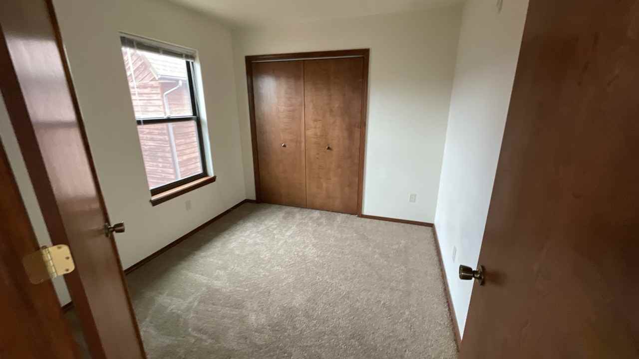 2280 Stepping Stones Way - Photo 7 of 10