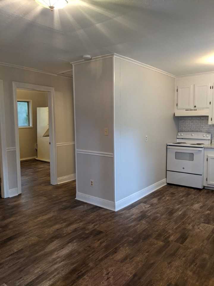 506 S 18th Ave - Photo 4 of 12