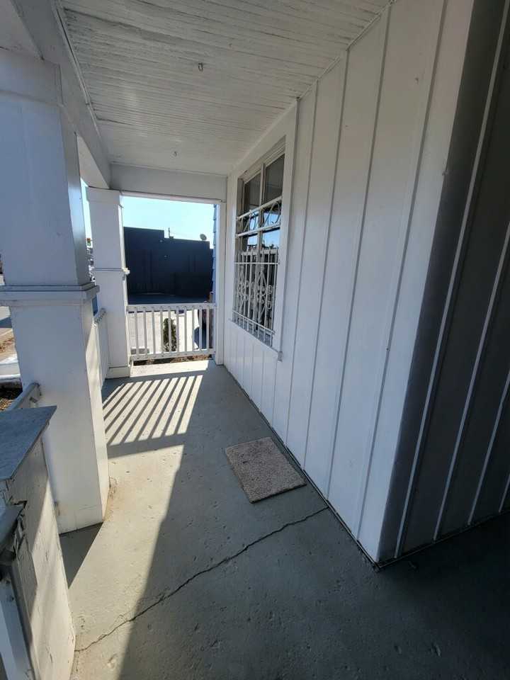 1061 Parsons Ave - Photo 6 of 25