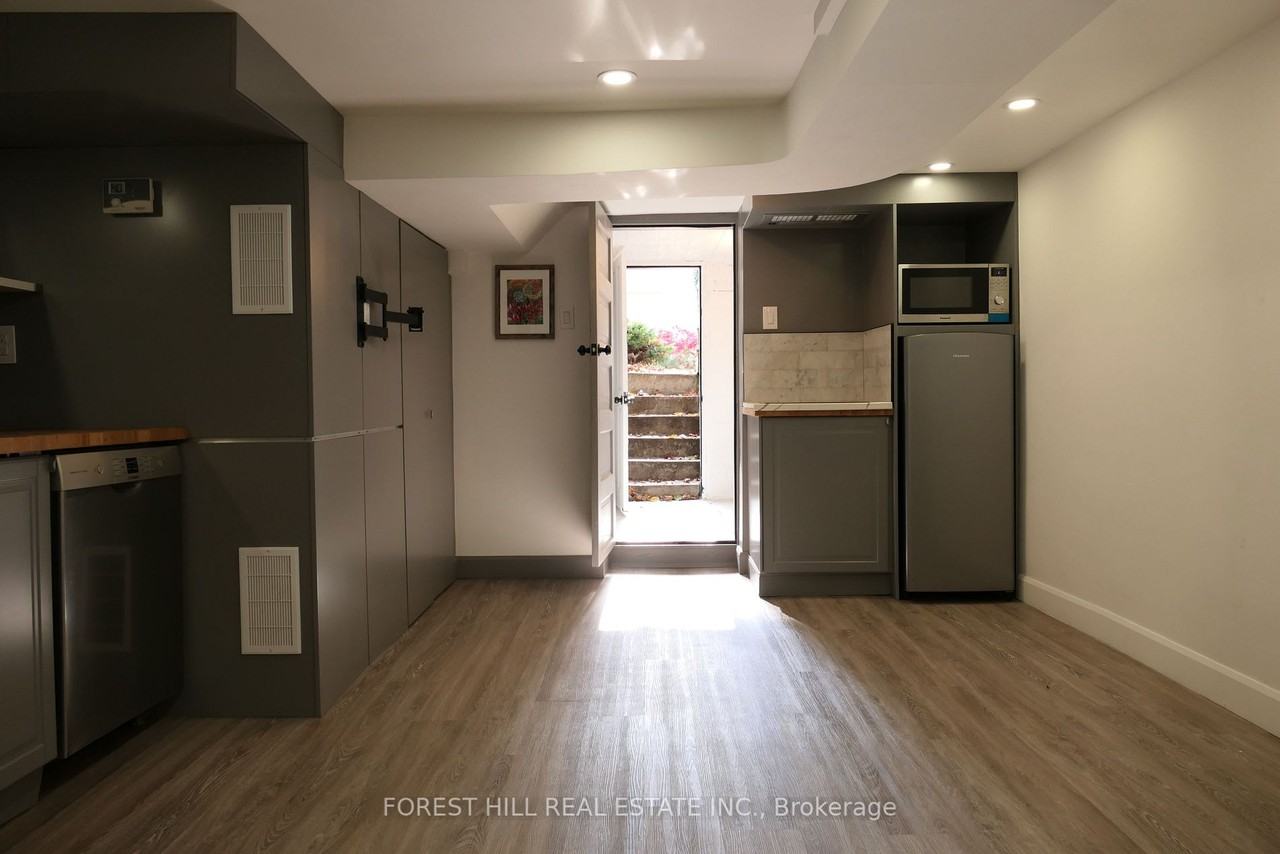 136 Ellsworth Avenue - Photo 3 of 5