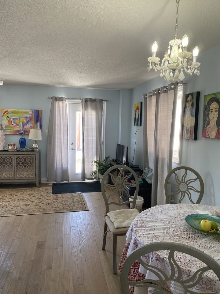 31 Madelaine Drive - Photo 2 of 6