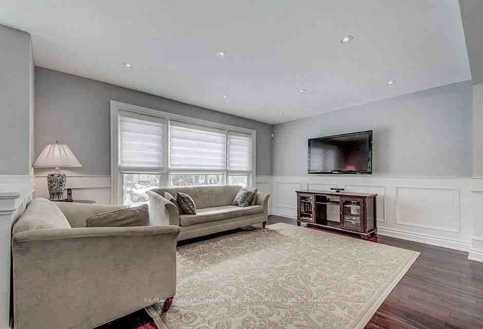 217 Altamira Road - Photo 3 of 15