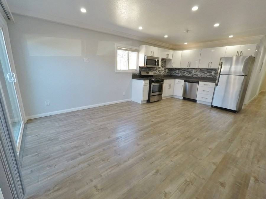 1007 62nd St #D - Photo 2 of 10